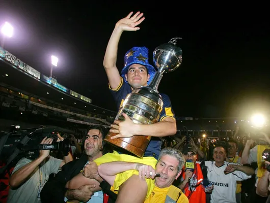 Boca ganó la Copa Libertadores 2007, año en el que Chayanne sacó un álbum de estudio.