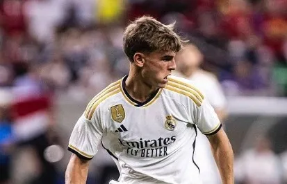 Nicolás Paz en Real Madrid 