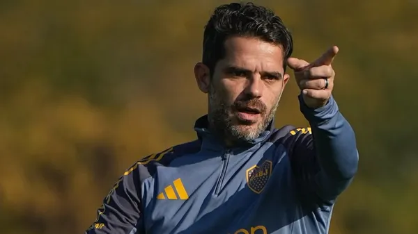 Battaglia habló sobre la línea de 5 que tiene en mente Gago para el Superclásico. (Boca Oficial)