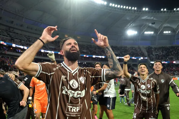 Orsini, en un gran momento en Platense. 