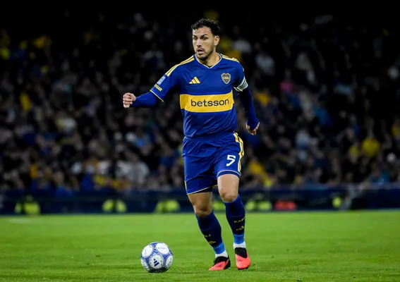 Paredes, en duda para ser titular en Boca ante Instituto.