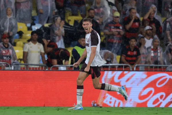 Rodrigo Castillo se va de Lanús a días del partido con Boca. (Getty Images)
