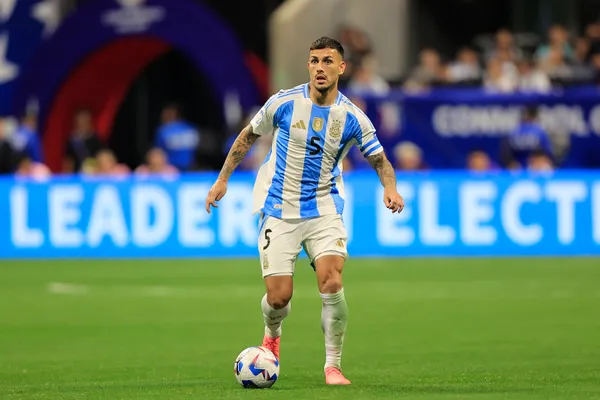 Paredes es buscado en Arabia Saudito. (Imago)