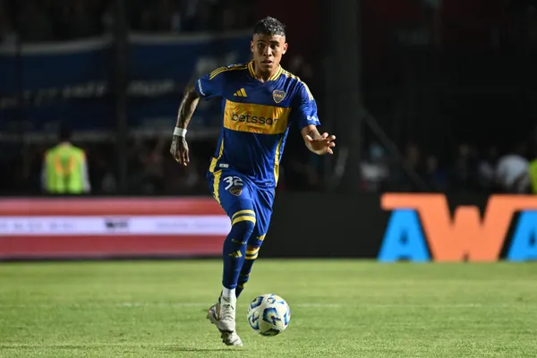 Boca en problemas con Ayrton Costa. (Getty)