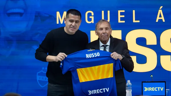 Miguel Russo y Riquelme ya ponen su foco en el mercado de pases. (Getty)