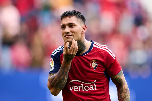 "Chimy" Ávila habló sobre una posible vuelta al fútbol argentino. (Getty Images)