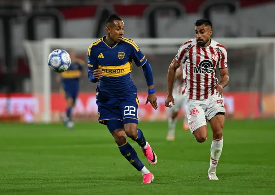 Villa, con chances de ser titular en Boca vs. River.