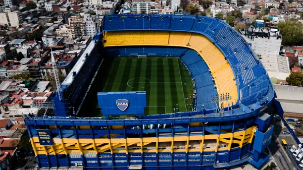 Boca quiere ampliar La Bombonera. (Getty)