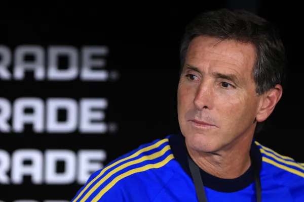 Úbeda no seguirá al frente de Boca. (Getty)