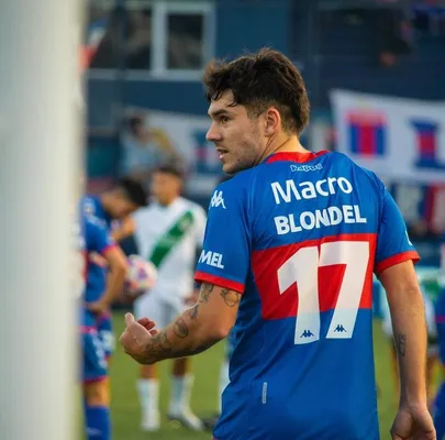 Blondel usará la 17 en Boca, número que ya lució en Tigre. (Twitter)