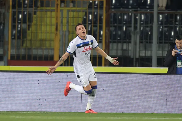 Retegui está a dos goles de alcanzar un récord histórico en Atalanta. (Getty Images)