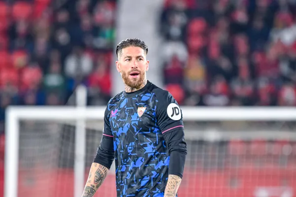 Sergio Ramos no tiene del todo claro jugar en Argentina. (Imago)
