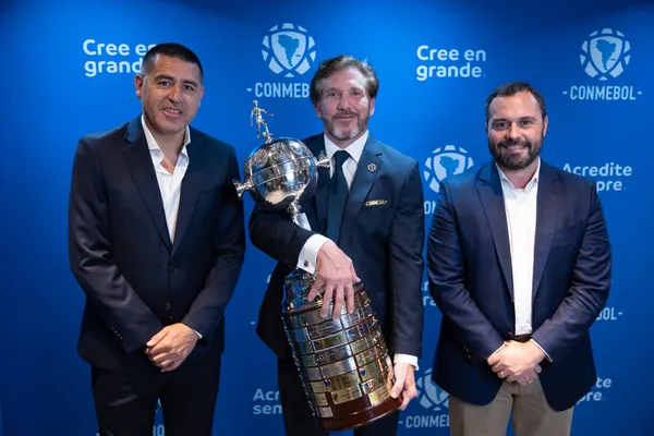 Riquelme, Domínguez y Bittencourt, presentes en la reunión de protocolo