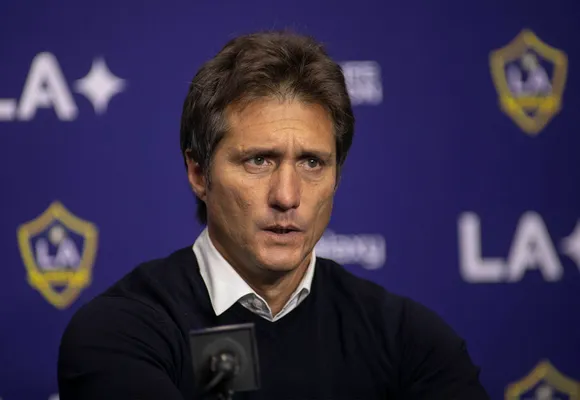 Guillermo Barros Schelotto en su paso por Los Ángeles Galaxy en 2020. (Imago)