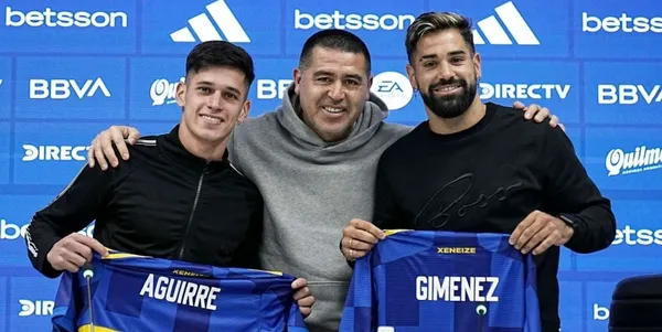 Aguirre y Giménez, juntos en la dupla de ataque. 