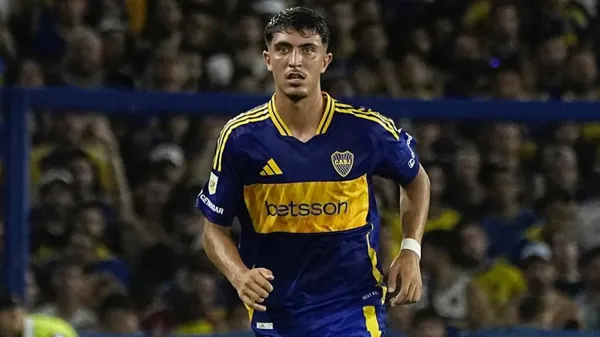 Mendía sufrió una molestia en la última práctica de Boca. (@mateo_mendia)