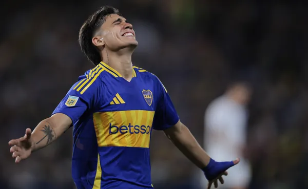 Zeballos llora de emoción en La Bombonera tras volver a convertir