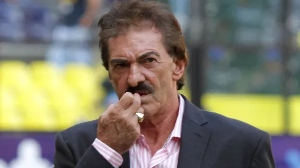 Fue dirigido por La Volpe en Boca y lo defendió pese al título perdido.