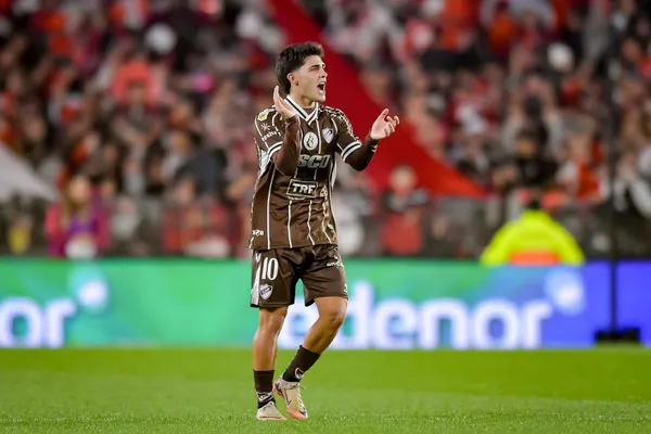 Vicente Taborda en Platense (Instagram)