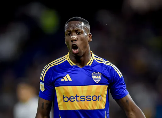 Luis Advíncula en Boca