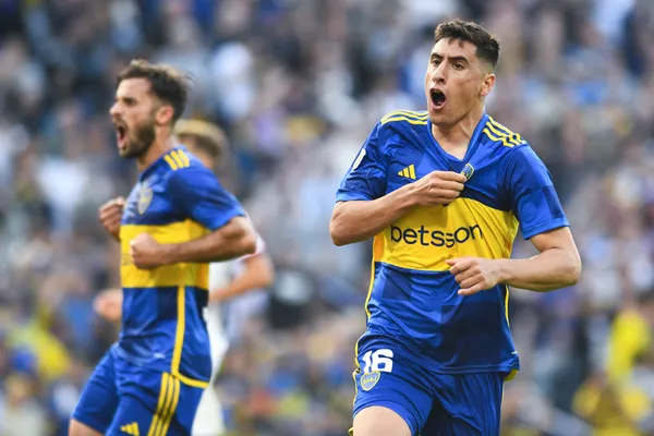 Miguel Merentiel y Marcelo Saracchi en Boca (Getty Images)