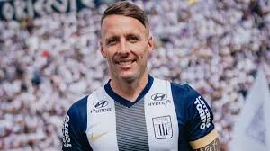 Lavandeira lanzó un palazo para Marchesín.