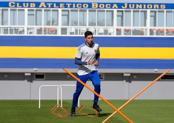Aaron Molinas en Boca. (IMAGO).