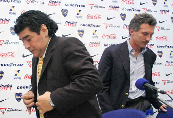 Diego y Macri, siempre en veredas opuestas. Foto NA