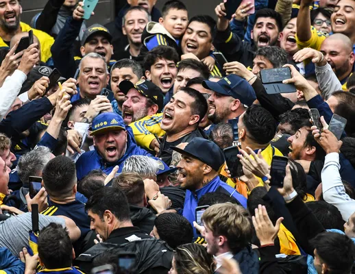 Román y la gente de Boca, un amor que se fortaleció con el paso del tiempo