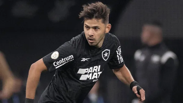 Óscar Romero, con chances de jugar en Racing.