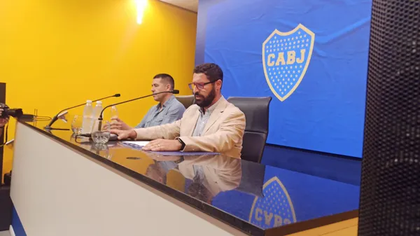 Riquelme junto al abogado de Boca (Prensa CABJ)