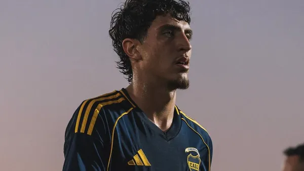 Mendia quiere quedarse a pelear por un lugar en la Primera de Boca. (Instagram)