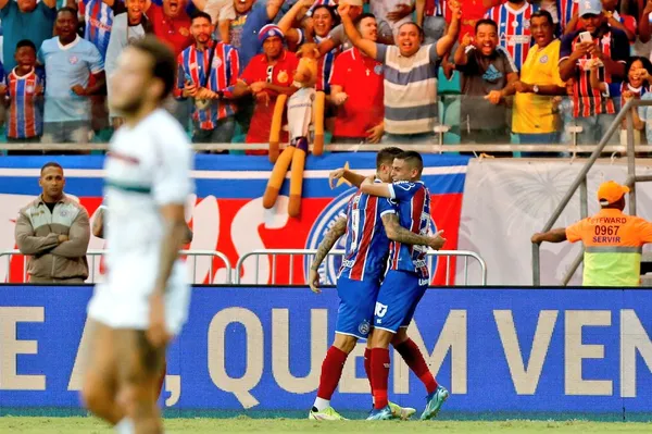 Everaldo y su gol para vencer a Fluminense: