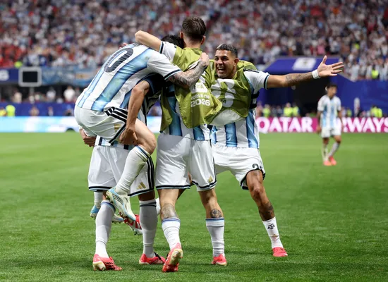 Argentina espera por su rival en los cuartos del Mundial 2026. (Getty Images)