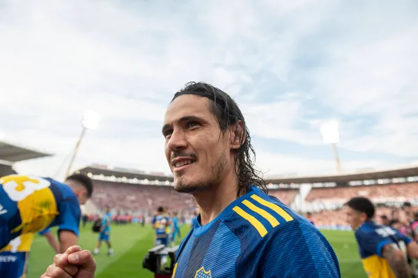 Cavani tendrá una charla con Riquelme. (Imago)