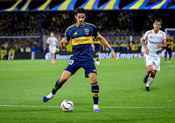 Para Úbeda, Cavani es una fija en el equipo titular de Boca. (Getty)