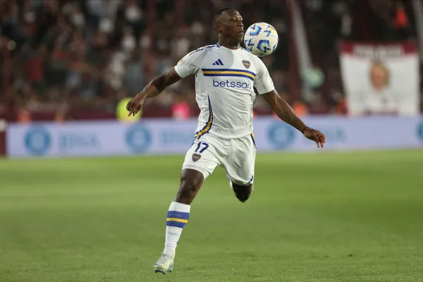 Luis Advíncula, en Boca. (Getty)