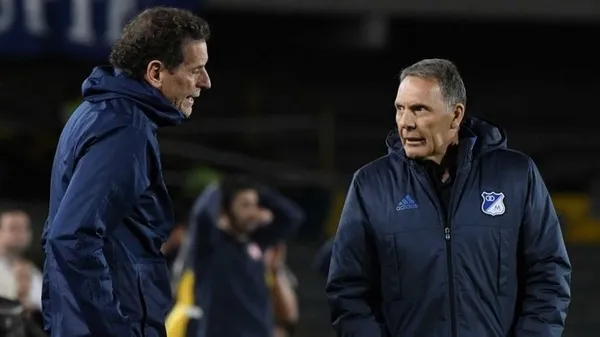 El "Profe" Cinquetti junto a Russo en Millonarios.