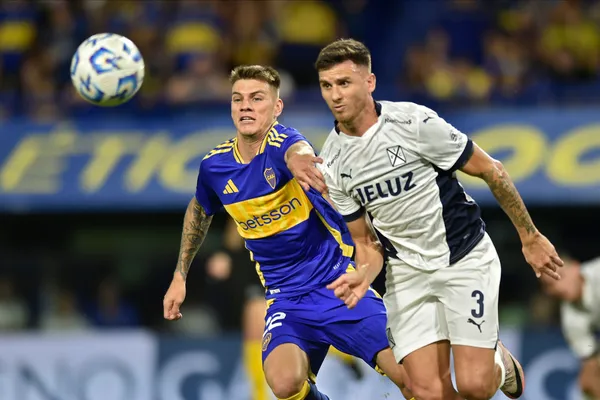 Boca jugará contra Independiente por el Torneo Apertura (Getty Images)