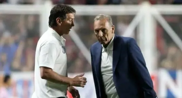Claudio Úbeda, ex Racing y ayudante de Miguel Ángel Russo en San Lorenzo (San Lorenzo oficial)