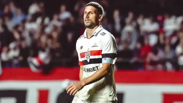 Gallardo llamó a Calleri para que sea refuerzo de River.
