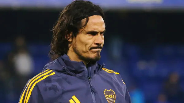 Cavani se va de Boca.