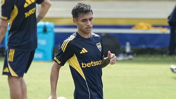 Delgado, con muy poco lugar en el Boca de Russo. (Boca Juniors)