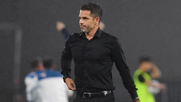 Gago haría varios cambios para el duelo contra Gimnasia.
