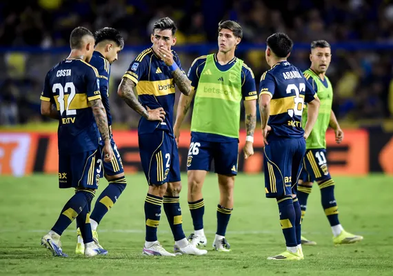 Boca buscará reforzar la defensa en junio. (Getty Images)