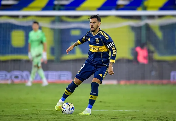 Varela destacó la vuelta de Paredes a Boca. (Getty Images)