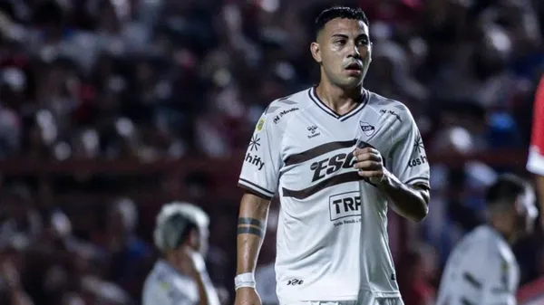 Oscar Salomón, en el radar de Newell's Old Boys.