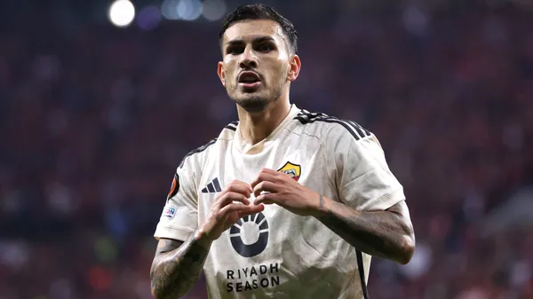 ¿Qué pasará con Paredes? Roma irá a buscar otro volante.