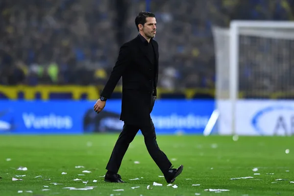 Fernando Gago en la Bombonera como entrenador de Racing. (Getty)