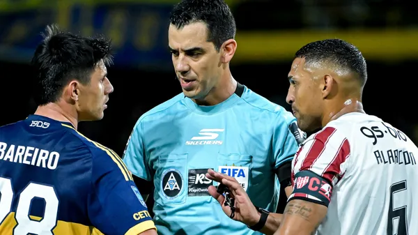 Rey Hilfer podría dirigir en el Superclásico. (Getty)